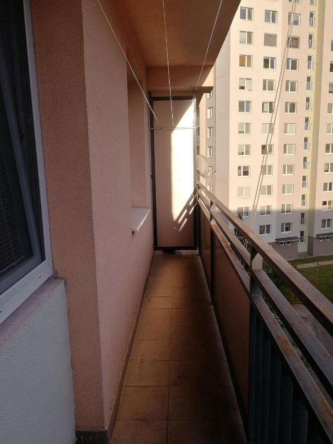Apartman "K Vystavisku" Apartment เตร็นชีน ภายนอก รูปภาพ